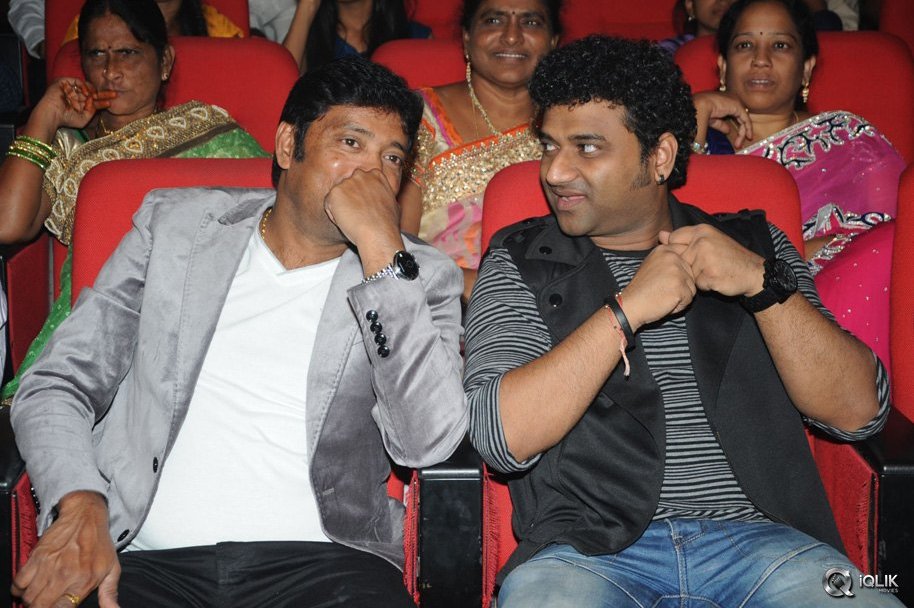 Kumari-21-F-Movie-Audio-Launch